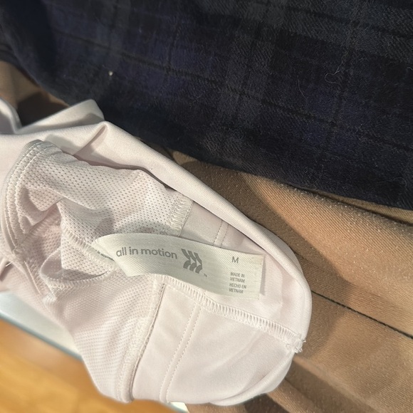 EUC All in Motion sports bra size medium women’s - Picture 6 of 7